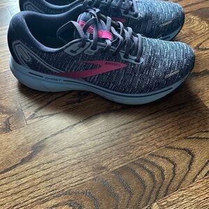 Brooks Ghost Blue and Pink Athletic Running Shoes-gently used.